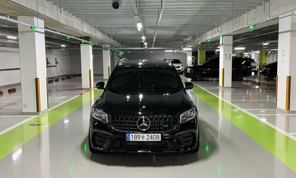 Mercedes-Benz GLB-Class AMG GLB35 4MATIC, 2023