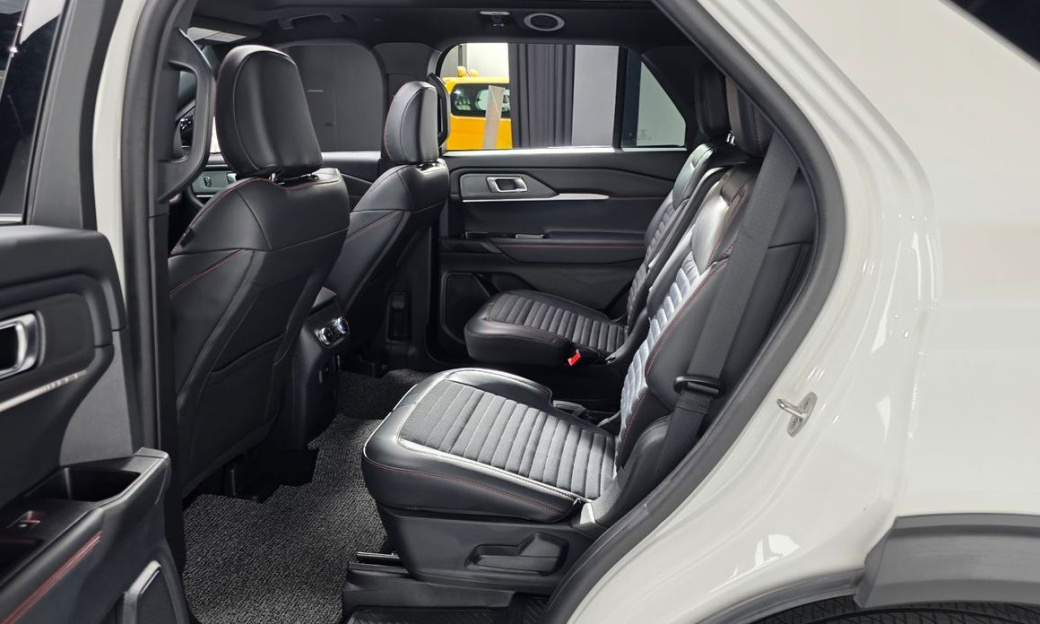 Ford Explorer 2.3 ST-Line 4WD, 2025