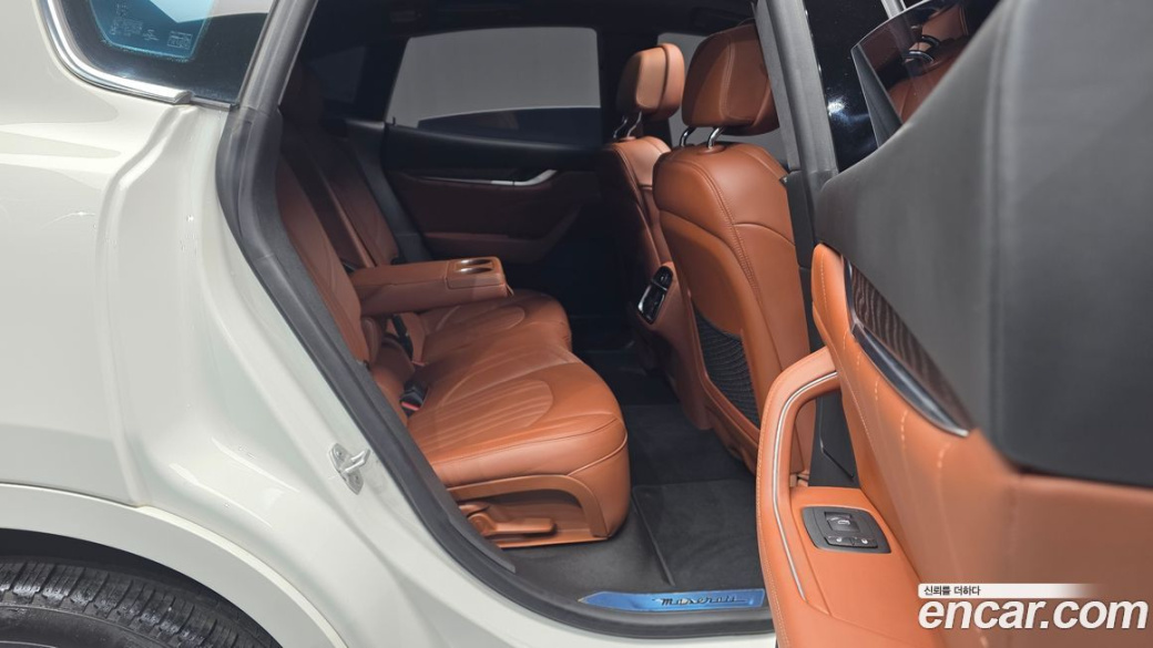 Maserati Levante 2.0 GT AWD, 2022