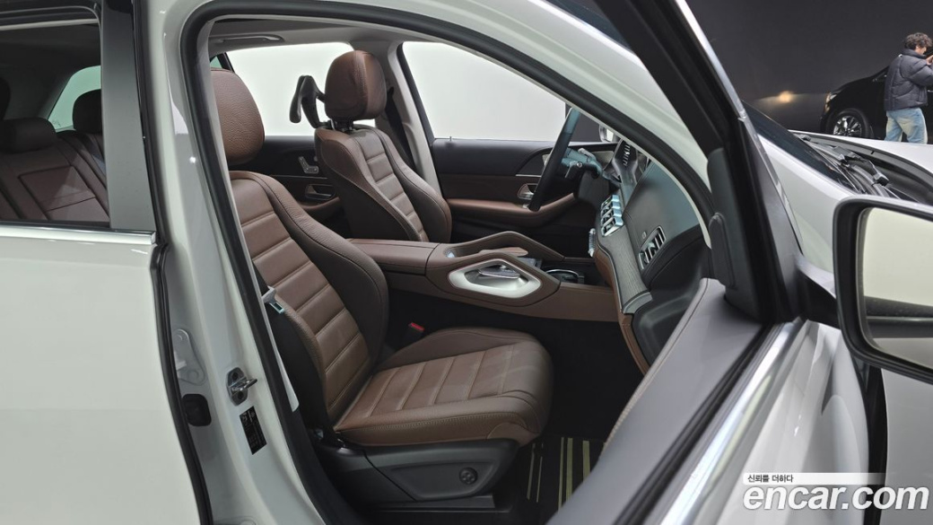 Mercedes-Benz GLE-Class GLE450 4MATIC, 2025