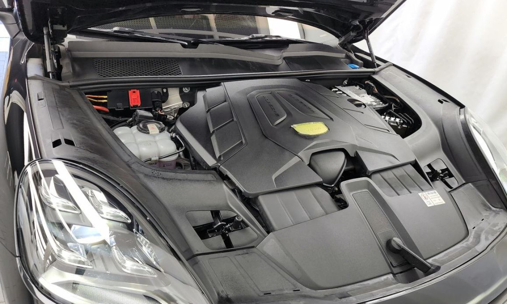 Porsche Cayenne 3.0 COUPE PLATINUM EDITION, 2023