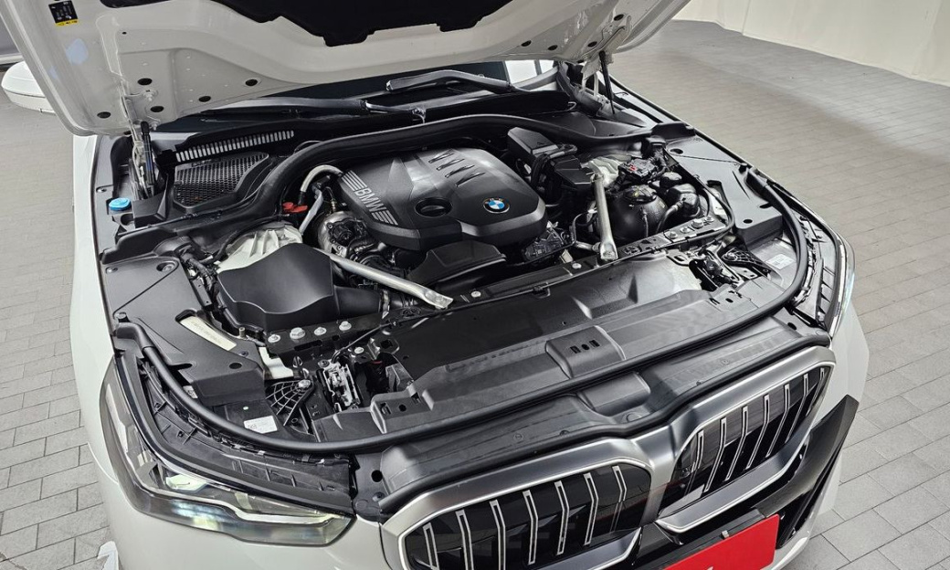 BMW 5-Series 523d M Sport, 2024