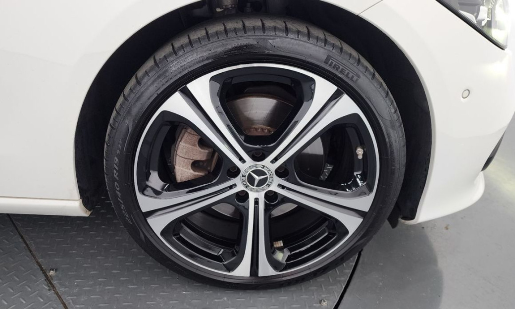 Mercedes-Benz C-Class C300 4MATIC Avantgarde, 2023