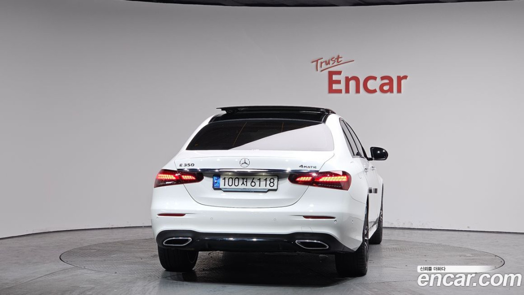 Mercedes-Benz E-Class E350 4MATIC AMG Line, 2023