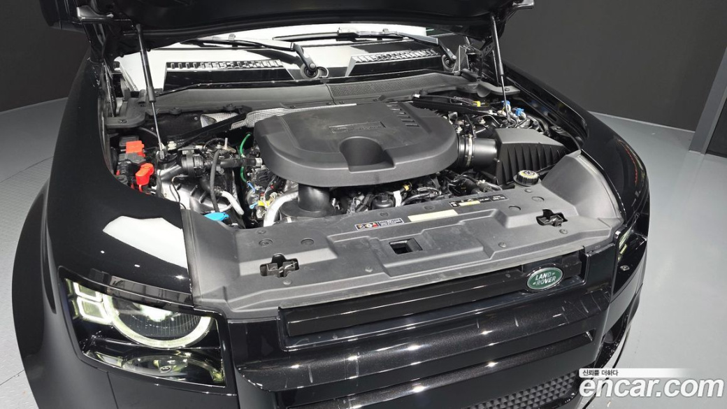Land Rover Defender 90 D250 XS Edition, 2024
