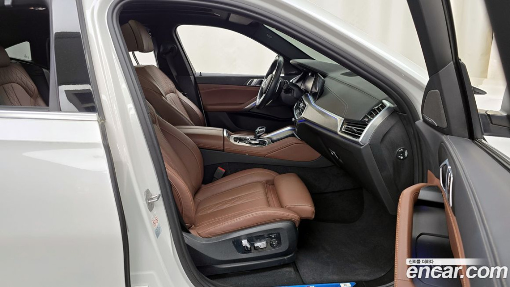 BMW X6 xDrive40i M Sport, 2023