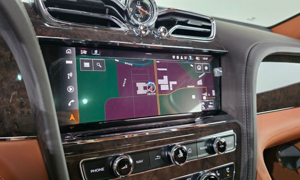 Bentley Bentayga 4.0 V8, 2022