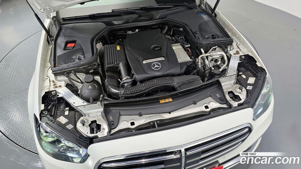 Mercedes-Benz E-Class E250 Exclusive, 2022