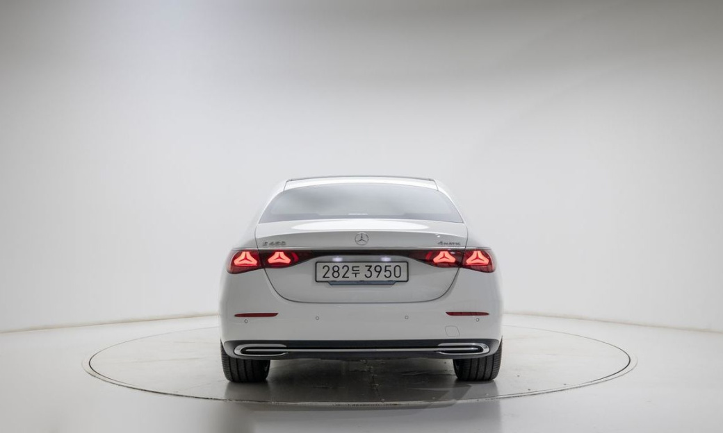 Mercedes-Benz E-Class E450 4MATIC Exclusive, 2025