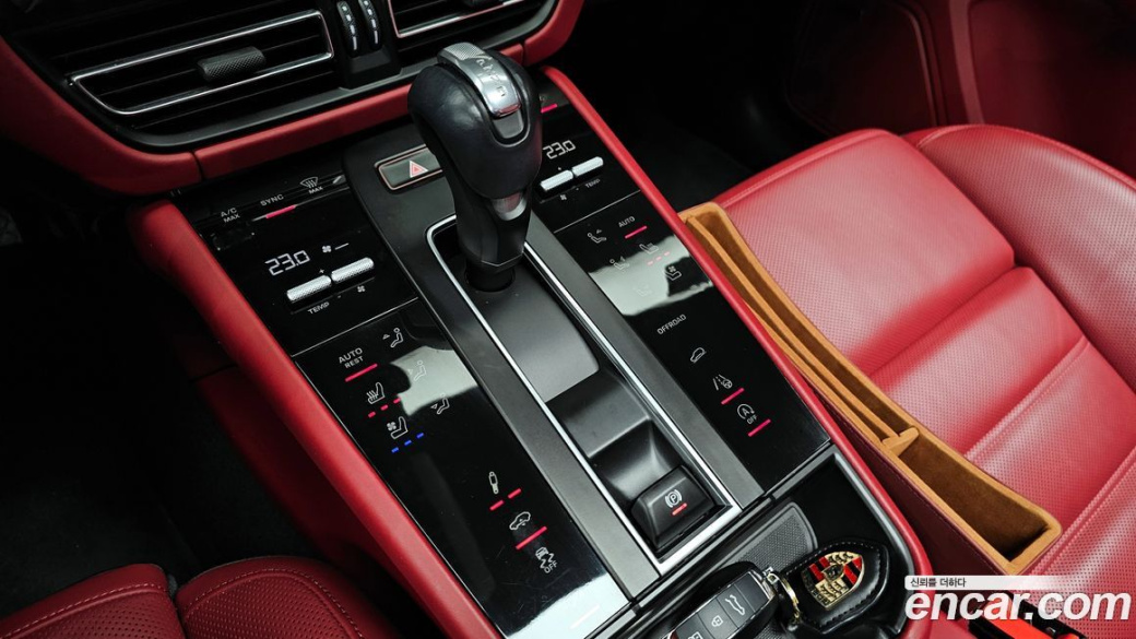 Porsche Macan 2.9 GTS, 2023