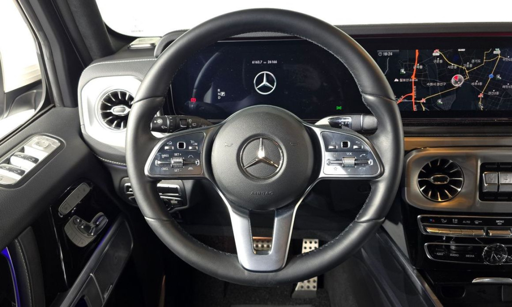 Mercedes-Benz G-Class G400d, 2023