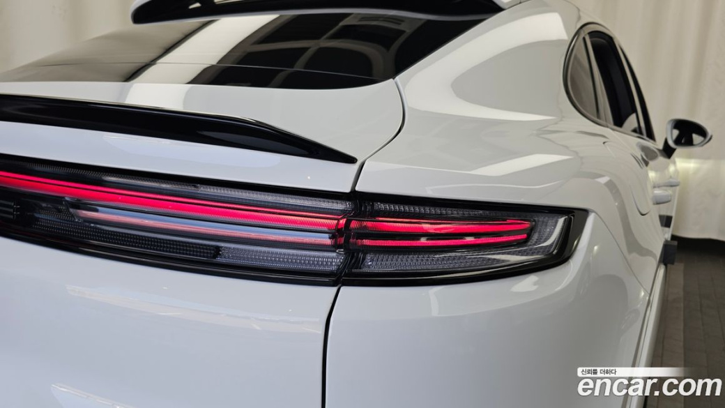 Porsche Cayenne 4.0 GTS Coupe, 2025