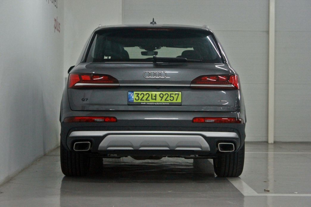 Audi Q7 55 TFSI Quattro, 2025