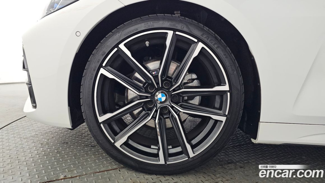BMW 4-Series 420i M Sport Convertible, 2024