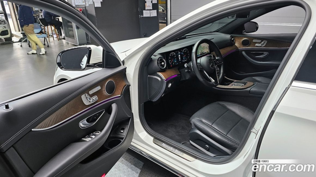 Mercedes-Benz E-Class E250 Exclusive, 2023