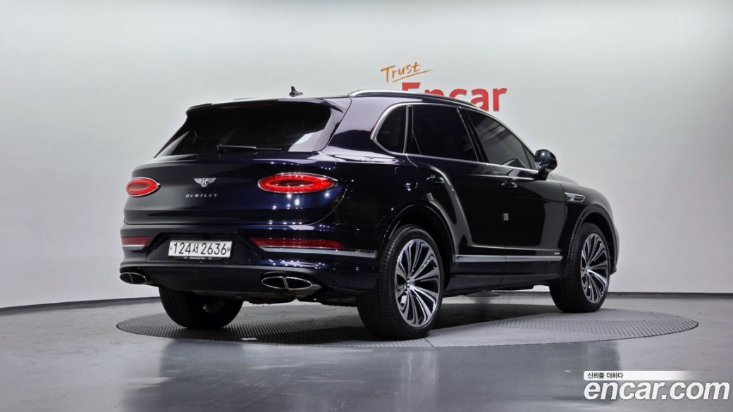 Bentley Bentayga 4.0 V8 Azure, 2023