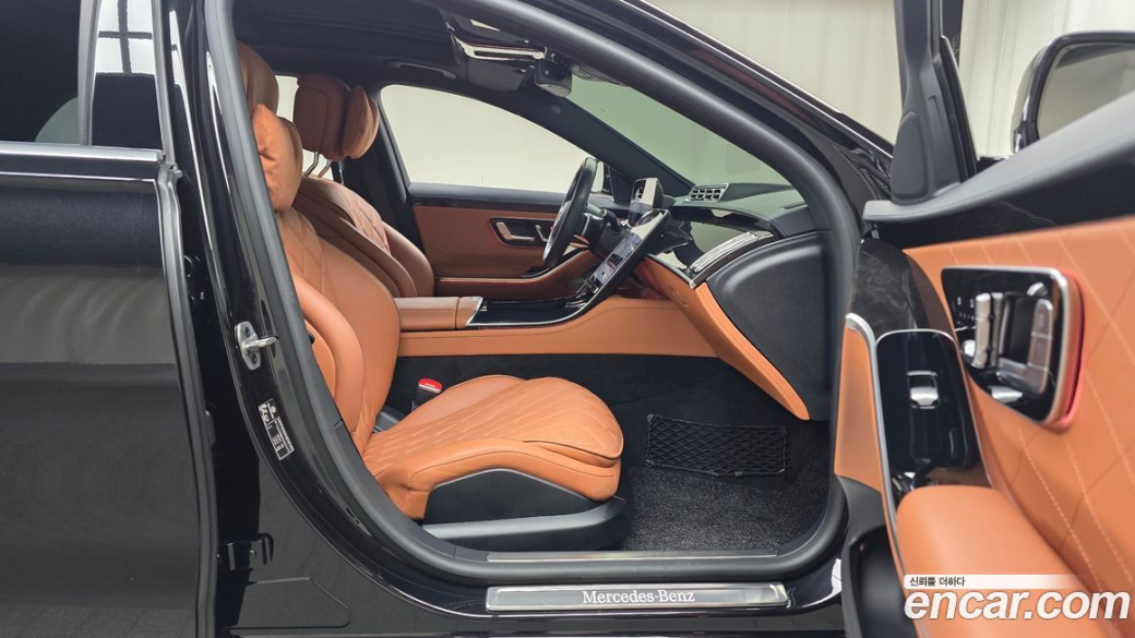 Mercedes-Benz S-Class S500L 4MATIC, 2023