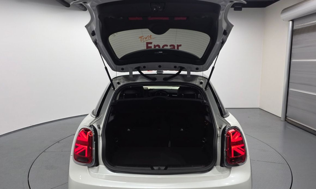 Mini Cooper 5Door Classic, 2023