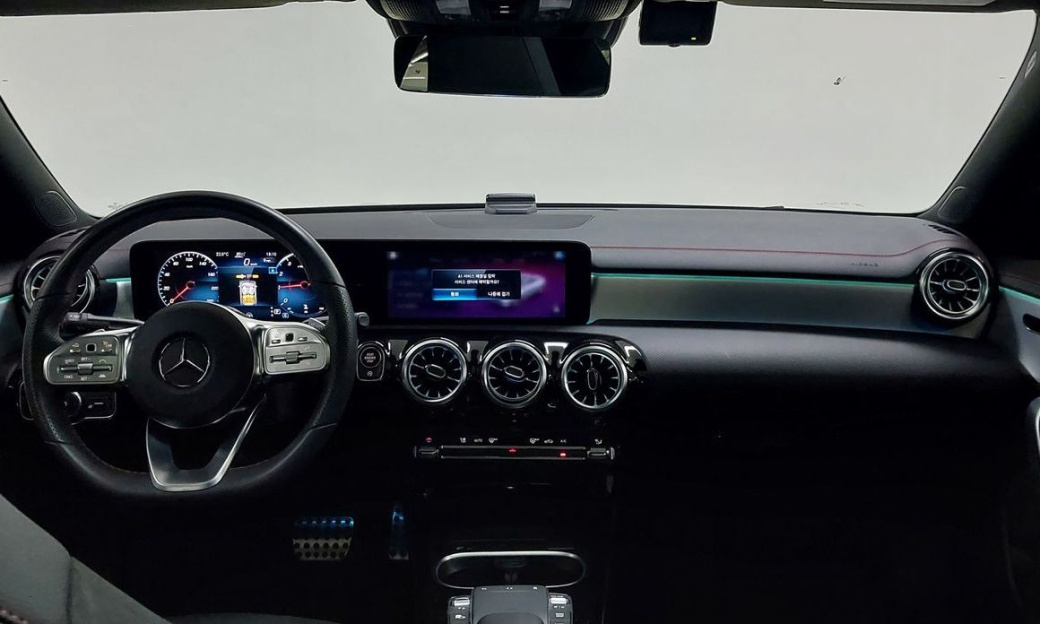 Mercedes-Benz CLA-Class CLA250 4MATIC, 2023