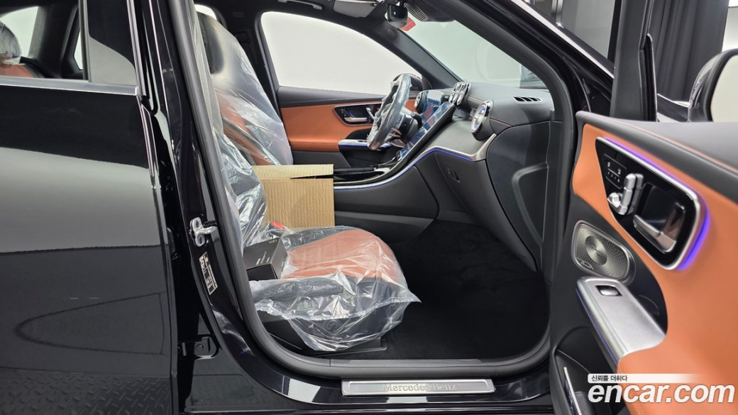 Mercedes-Benz GLC-Class GLC300 4MATIC AMG Line, 2026