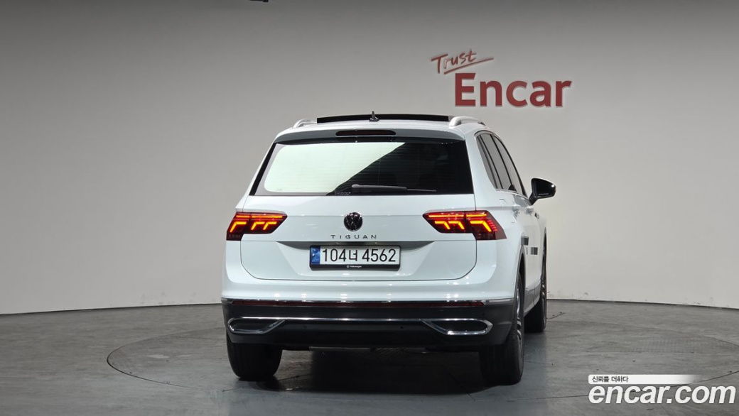 Volkswagen Tiguan 2.0 TDI Prestige, 2024