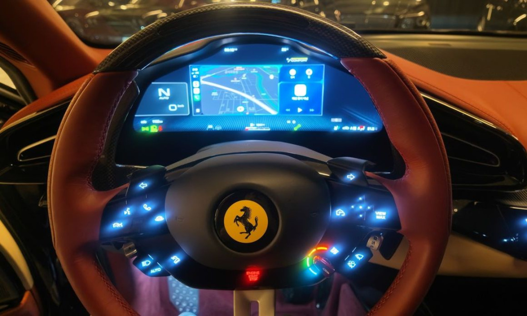 Ferrari Purosangue 6.5 V12, 2024