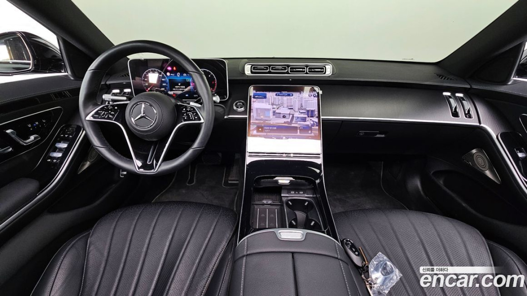 Mercedes-Benz S-Class S350 d 4MATIC, 2025