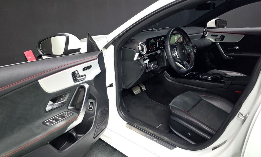 Mercedes-Benz CLA-Class CLA250 4MATIC, 2023