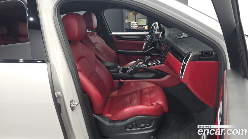 Porsche Cayenne 3.0 Coupe, 2022