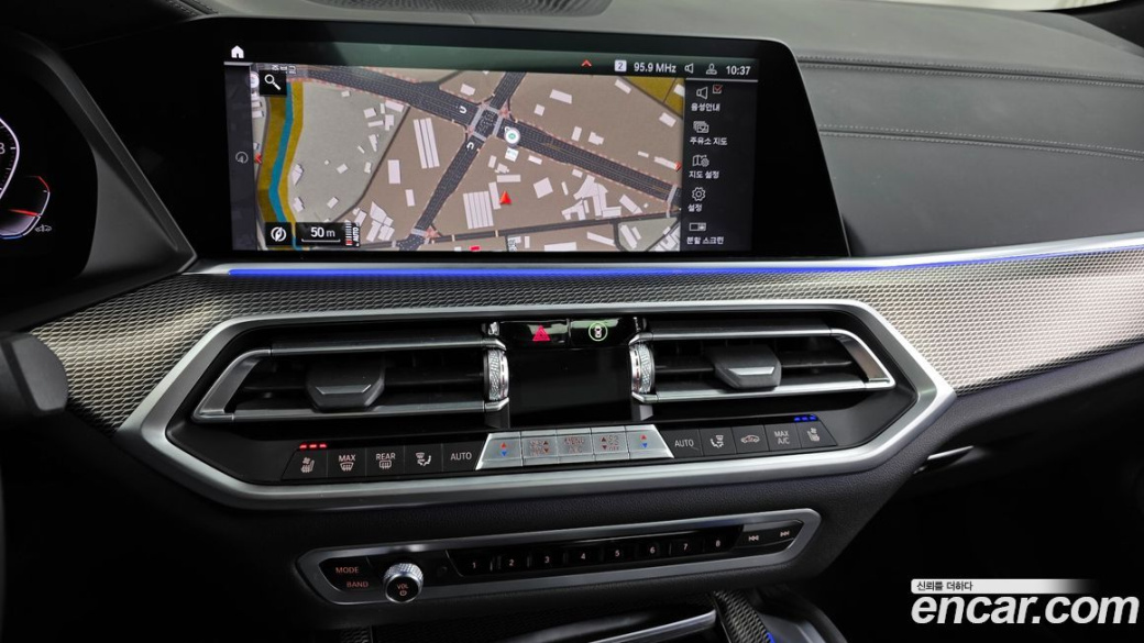 BMW X6 xDrive40i M Sport, 2022
