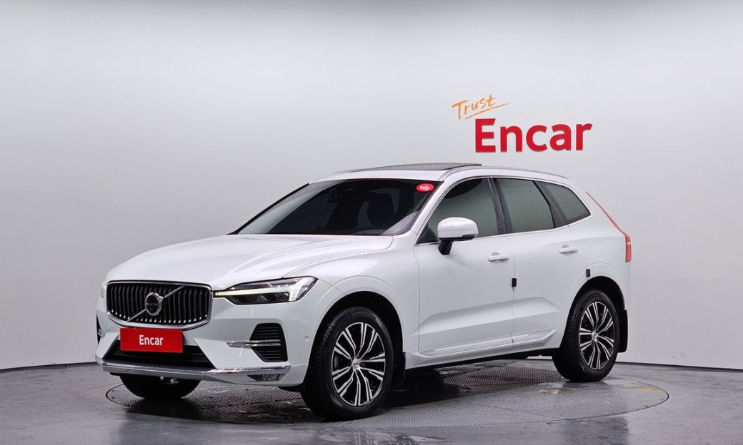 Volvo XC60 B5 Inscription, 2022