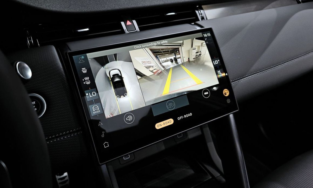 Land Rover Discovery Sport P250 Dynamic SE, 2025