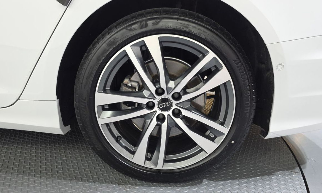 Audi A6 45 TFSI Quattro Premium, 2023