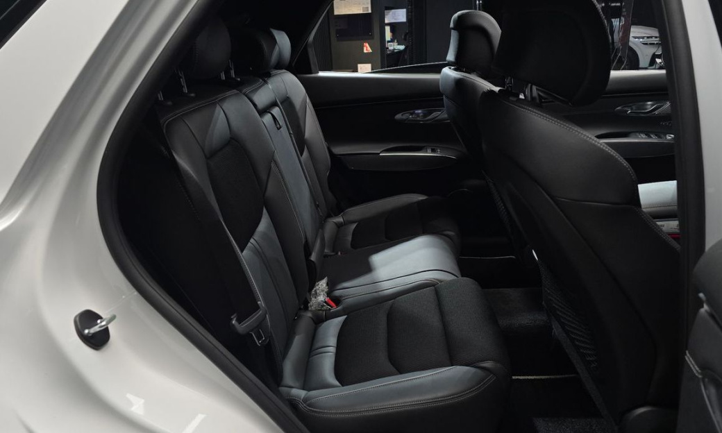 Genesis GV70 2.5T Gasoline 2WD, 2024