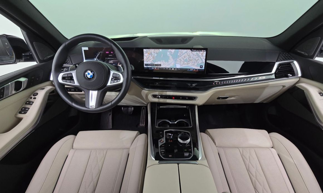 BMW X5 xDrive 40i M Sport, 2025
