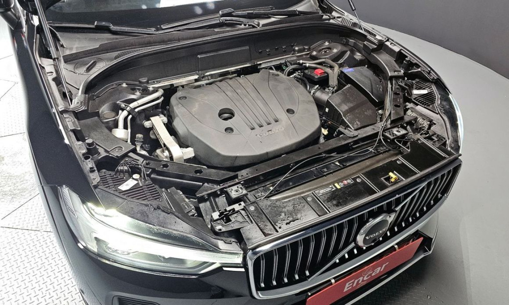 Volvo XC60 B5 Inscription, 2022