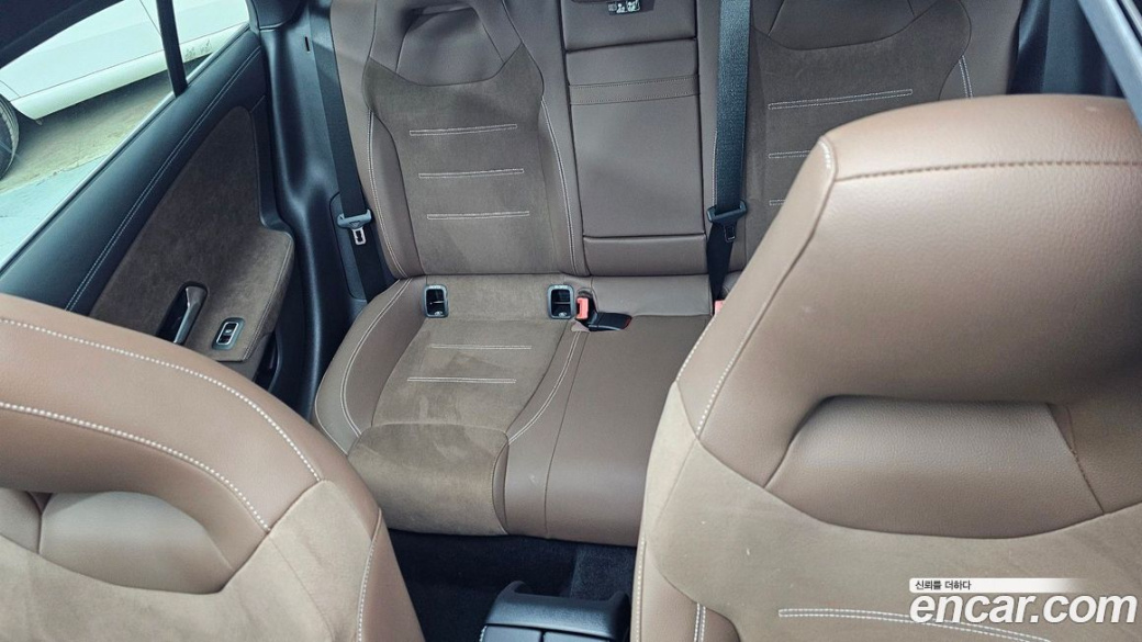 Mercedes-Benz CLA-Class CLA250 4MATIC, 2025