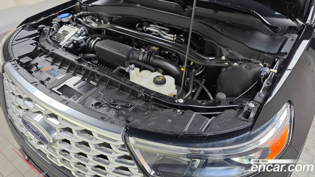 Ford Explorer 3.0 Platinum 4WD, 2022
