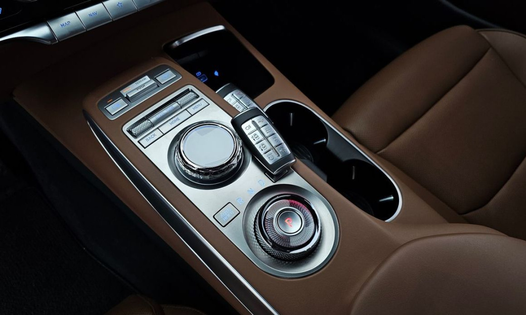 Genesis GV70 2.5T Gasoline AWD, 2024