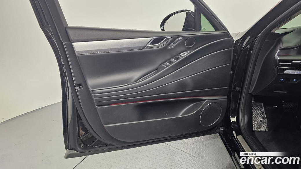 Genesis G80 Gasoline 2.5 Turbo AWD, 2025