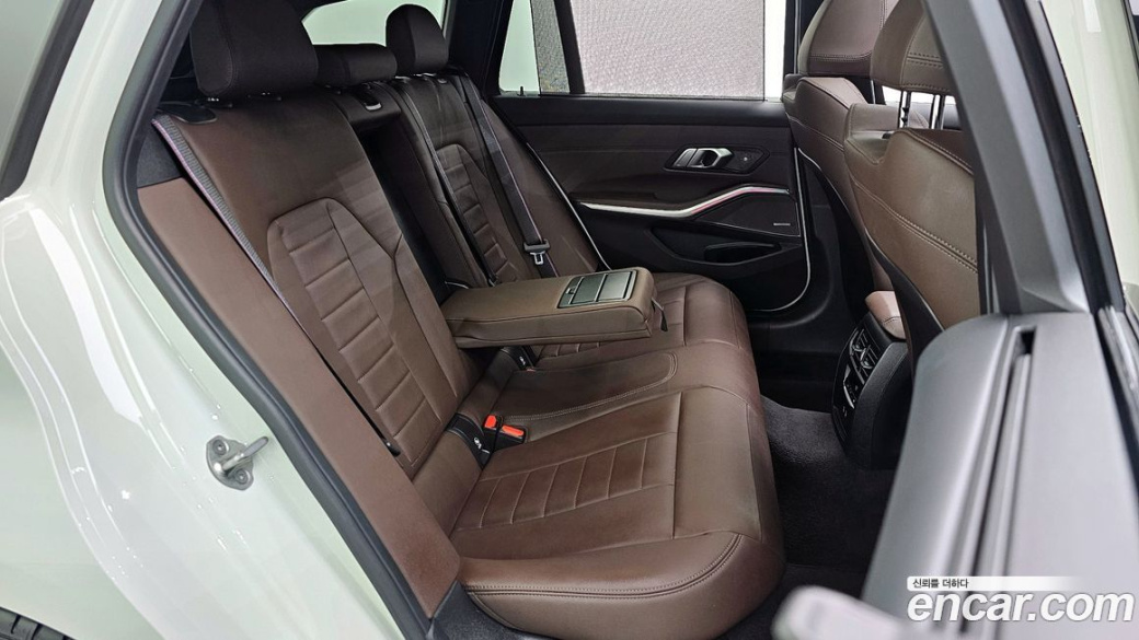 BMW 3-Series M340i xDrive Touring Pro, 2025