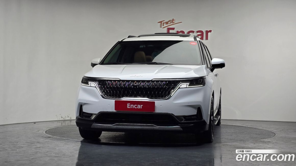 Kia Carnival 9-Seater Signature, 2023