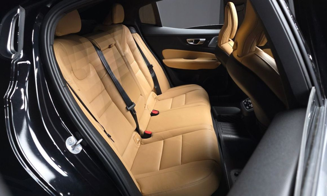 Volvo S60 B5 Ultimate Bright, 2024