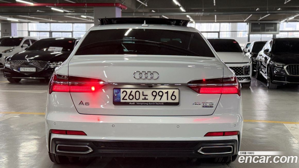 Audi A6 45 TFSI Quattro Premium, 2023