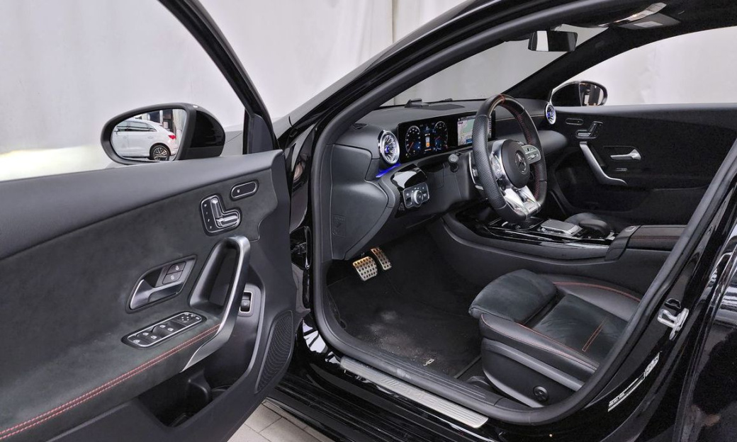 Mercedes-Benz A-Class AMG A35 4MATIC Sedan, 2023