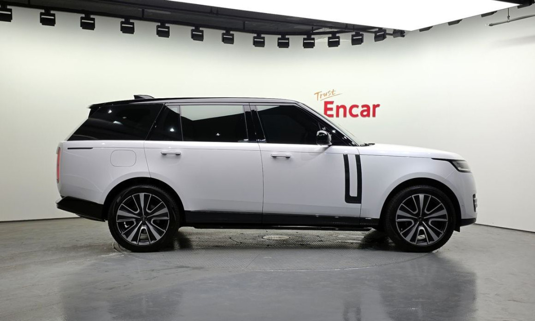 Land Rover Range Rover P530 Autobiography Long Wheel Base, 2024