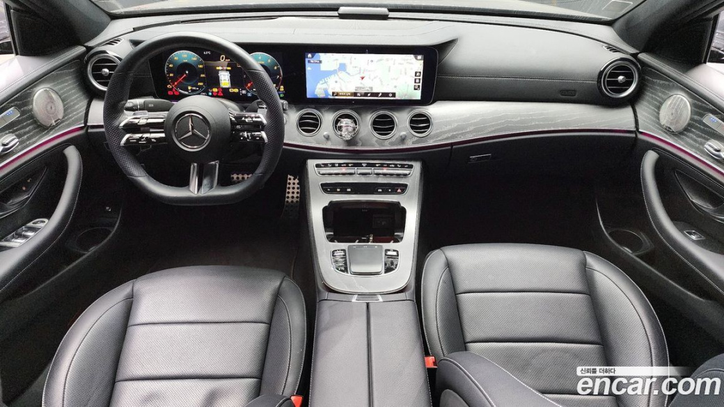 Mercedes-Benz E-Class E350 4MATIC AMG Line, 2022