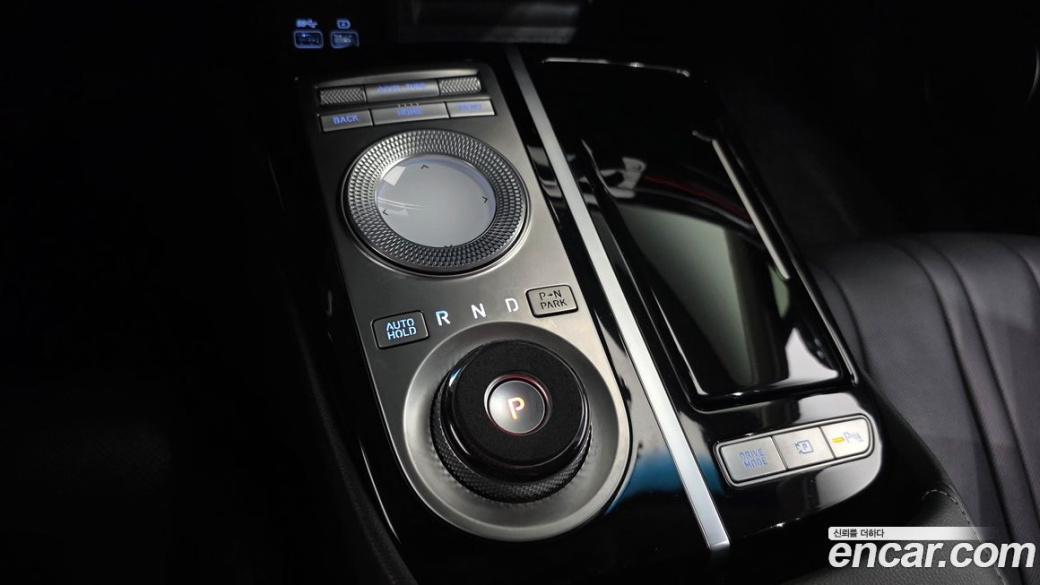 Genesis G80 Gasoline 2.5 Turbo AWD, 2022