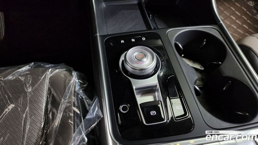 Kia Carnival 7-Seater Noblesse, 2025