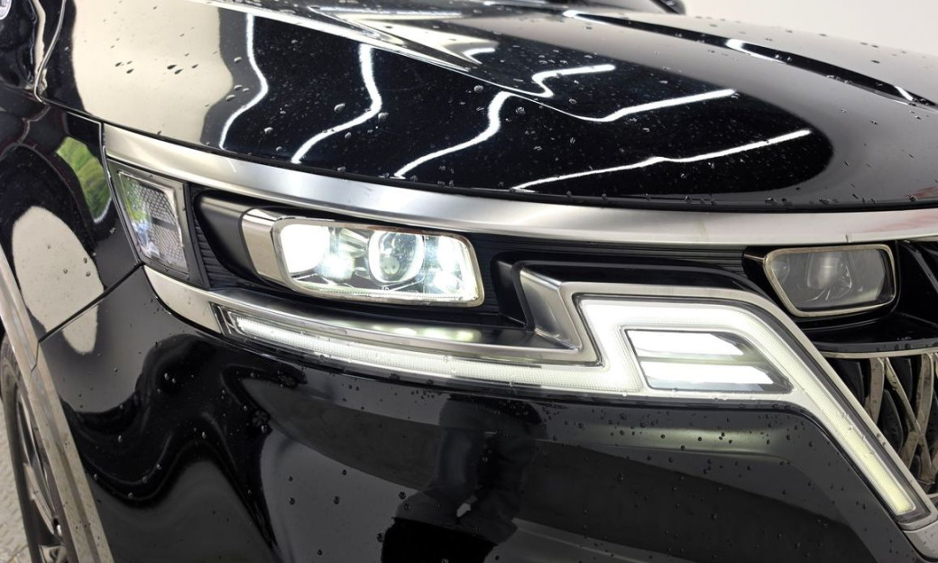 Kia Carnival 9-Seater Noblesse, 2023